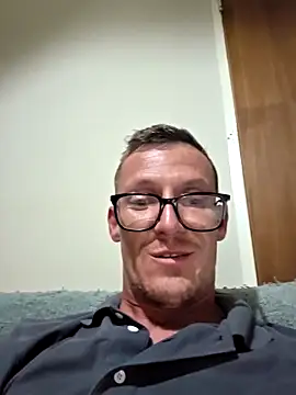 Snapshot of TheSouthernKing chatting on 02.02.26 TheSouthernKing online show from 02.02.26