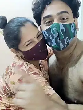 IND COUPLE1 online show from 12.25.24