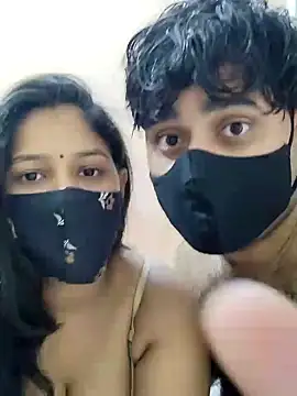 IND COUPLE1 online show from 12.28.24