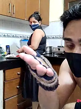 IND COUPLE1 online show from 02.07.25