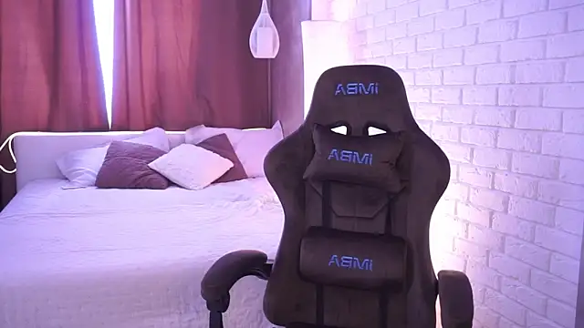 Charming Daphny online show from 09.29.25