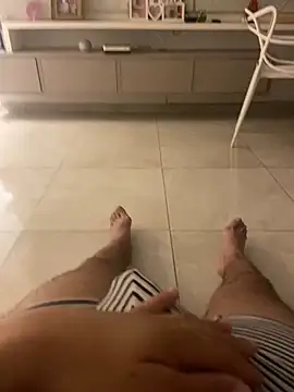 Snapshot of Juanes432 chatting on 02.16.26 Juanes432 online show from 02.16.26