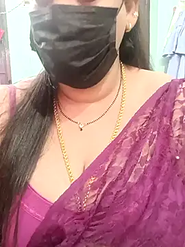 Snapshot of ashikaa_r chatting on 01.19.25 ashikaa r online show from 01.19.25