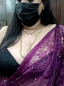 Snapshot of ashikaa_r chatting on 01.19.25 ashikaa r online show from 01.19.25