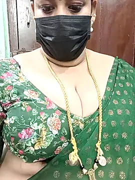 Snapshot of ashikaa_r chatting on 03.16.25 ashikaa r online show from 03.16.25