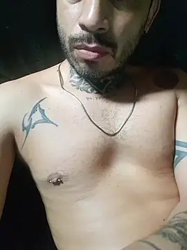 Snapshot of ethan_official chatting on 12.13.25 ethan official online show from 12.13.25