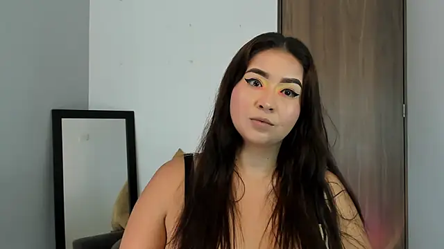 LiahDiaz online show from 05.13.26