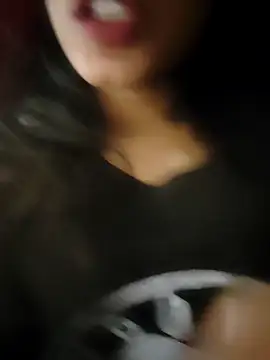 Snapshot of Hot_Goldengirl chatting on 03.10.25 Hot Goldengirl online show from 03.10.25