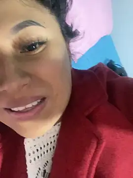 Snapshot of luisa16xxx chatting on 12.27.24 luisa16xxx online show from 12.27.24