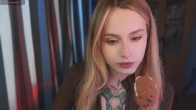Snapshot of aviva_faith chatting on 05.29.26 aviva faith online show from 05.29.26