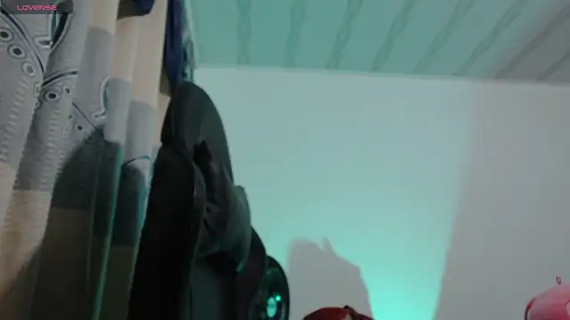 Snapshot of sweet_cutetras22 chatting on 02.23.26 sweet cutetras22 online show from 02.23.26