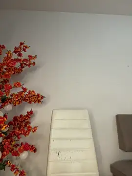 VictoriaHiill online show from 07.27.26