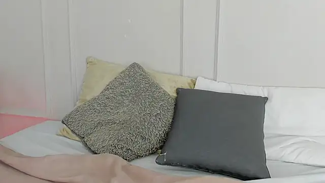 Mariapettit online show from 04.07.26