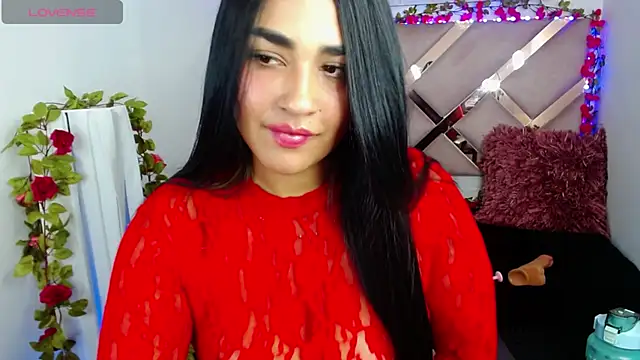 Snapshot of Charlotte_cute18 chatting on 02.25.25 Charlotte cute18 online show from 02.25.25