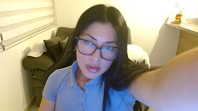 Charlotte cute18 online show from 06.22.26