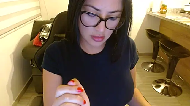 Charlotte cute18 online show from 07.13.26