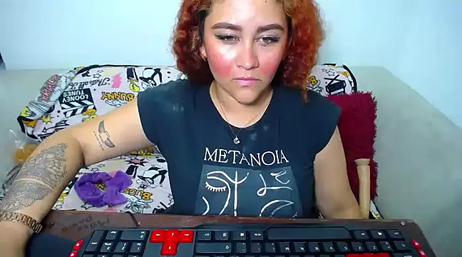 Snapshot of loly_bigbooty4u chatting on 01.23.25 loly bigbooty4u online show from 01.23.25