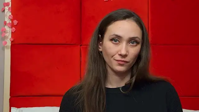 Snapshot of AliceMunro chatting on 02.25.25 AliceMunro online show from 02.25.25