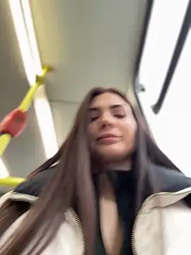 Snapshot of Accole chatting on 03.13.25 Accole online show from 03.13.25