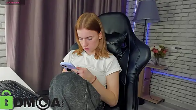 Stacey Brown online show from 02.03.26