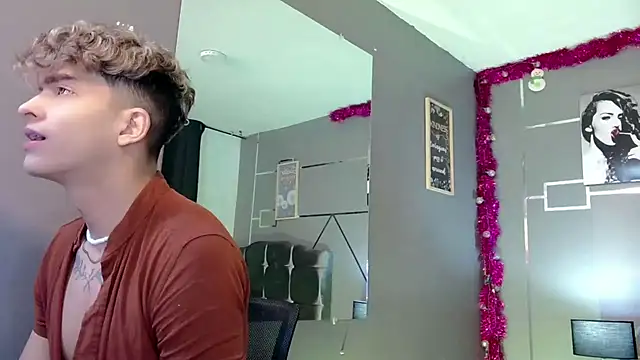 Snapshot of ANDRIUS_24 chatting on 12.05.24 ANDRIUS 24 online show from 12.05.24