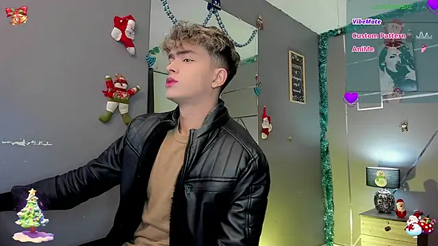 Snapshot of ANDRIUS_24 chatting on 12.24.24 ANDRIUS 24 online show from 12.24.24