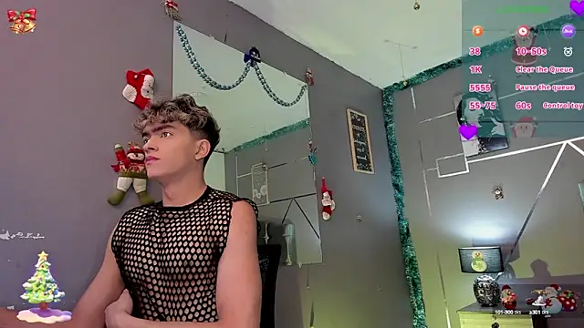 Snapshot of ANDRIUS_24 chatting on 12.26.24 ANDRIUS 24 online show from 12.26.24