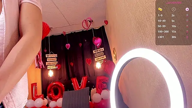 Snapshot of ANDRIUS_24 chatting on 02.14.25 ANDRIUS 24 online show from 02.14.25