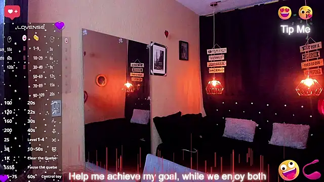 Snapshot of ANDRIUS_24 chatting on 09.18.25 ANDRIUS 24 online show from 09.18.25