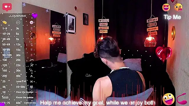 Snapshot of ANDRIUS_24 chatting on 09.22.25 ANDRIUS 24 online show from 09.22.25