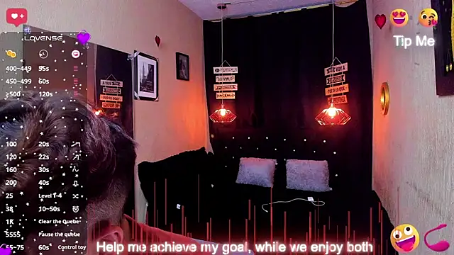 Snapshot of ANDRIUS_24 chatting on 09.29.25 ANDRIUS 24 online show from 09.29.25