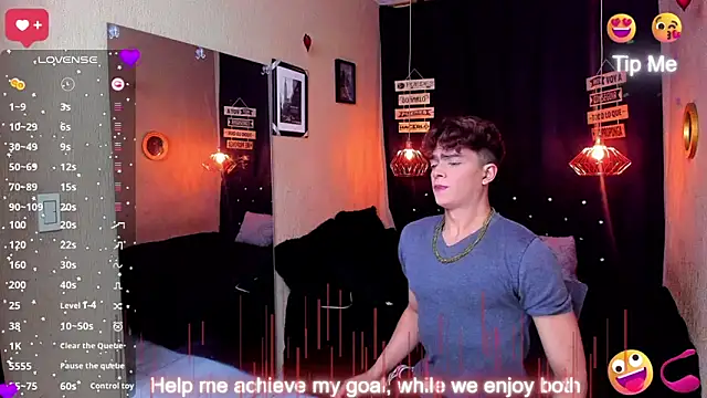 Snapshot of ANDRIUS_24 chatting on 10.08.25 ANDRIUS 24 online show from 10.08.25