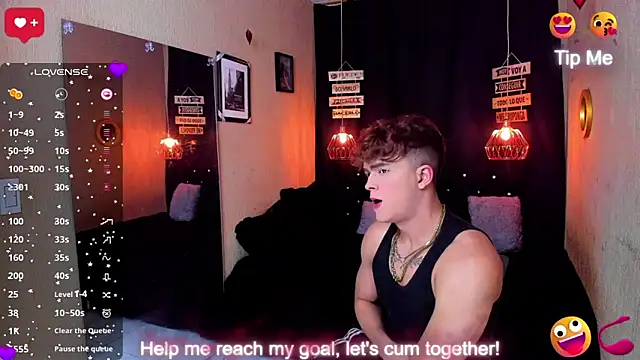 Snapshot of ANDRIUS_24 chatting on 10.25.25 ANDRIUS 24 online show from 10.25.25