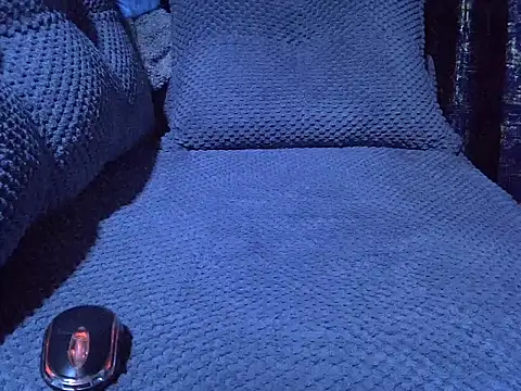 Snapshot of Lutyie chatting on 03.15.26 Lutyie online show from 03.15.26