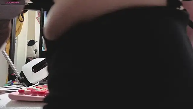 Snapshot of Hotsamantamature chatting on 10.27.25 Hotsamantamature online show from 10.27.25