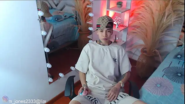 Jonesliam23 online show from 11.02.25