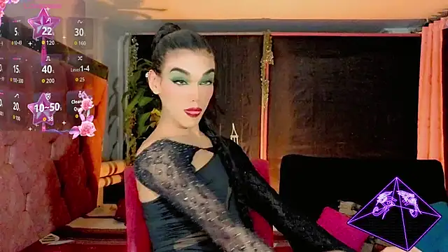 Snapshot of the-horus-girl chatting on 06.06.26 the-horus-girl online show from 06.06.26