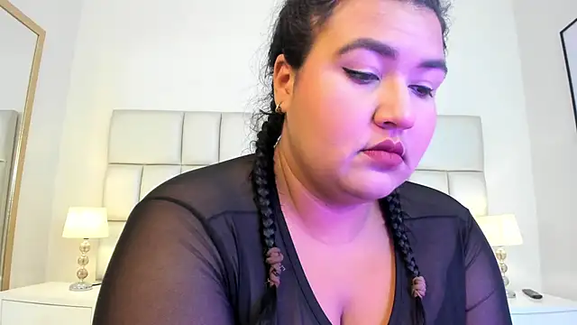 DojaAissha online show from 02.01.25