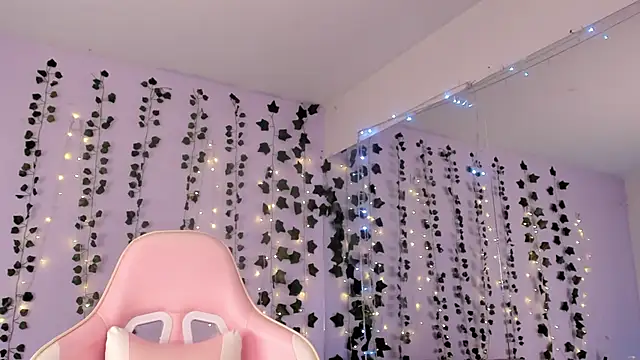 Snapshot of Natasha_Nasty2 chatting on 01.09.25 Natasha Nasty2 online show from 01.09.25