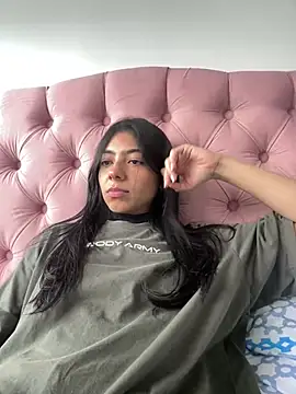 Snapshot of Liissa_cute_ chatting on 12.28.24 Liissa cute online show from 12.28.24