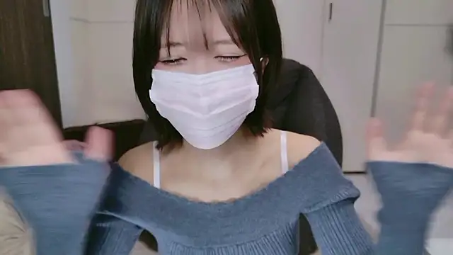 Snapshot of TsukasaSakai chatting on 09.27.25 TsukasaSakai online show from 09.27.25