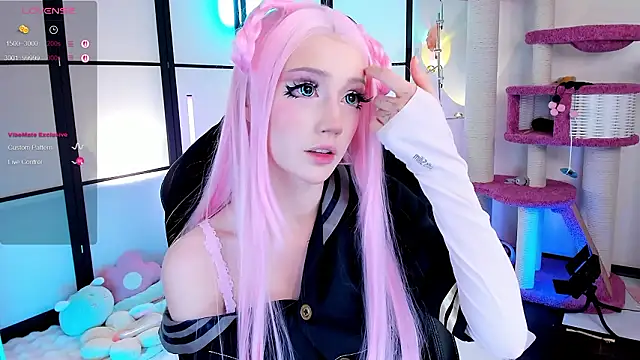Snapshot of LilithLin chatting on 03.18.26 LilithLin online show from 03.18.26