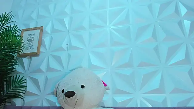 Briyit Doll online show from 09.24.25