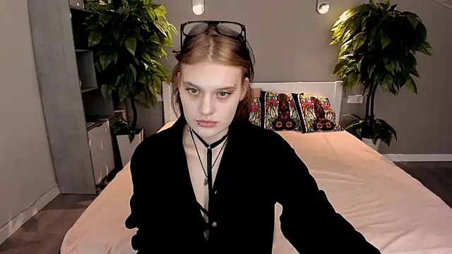 CandyBooms  online show from 09.24.25