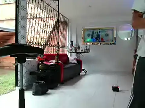 Snapshot of damiam_fiery chatting on 02.21.25 damiam fiery online show from 02.21.25