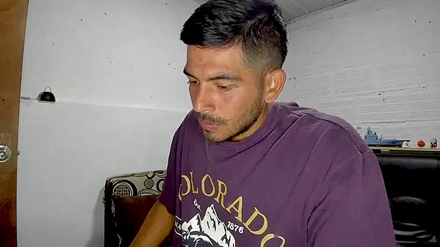 Snapshot of Himoreno25 chatting on 01.31.25 Himoreno25 online show from 01.31.25