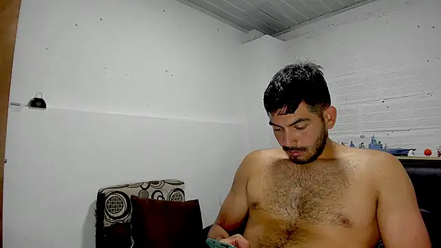 Snapshot of Himoreno25 chatting on 02.04.25 Himoreno25 online show from 02.04.25