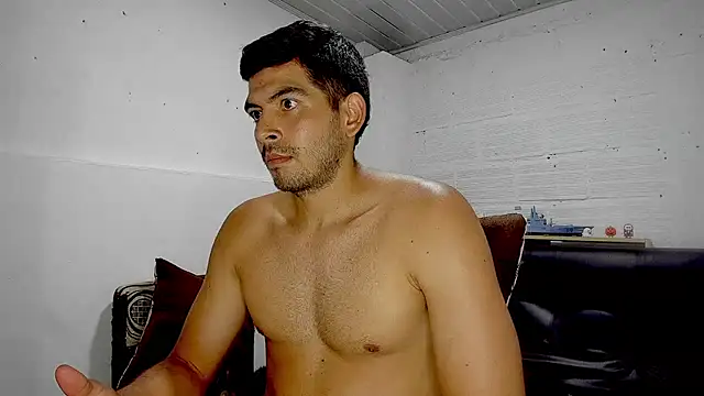 Snapshot of Himoreno25 chatting on 02.18.25 Himoreno25 online show from 02.18.25