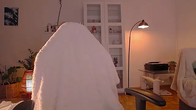 ginger vi online show from 03.01.25