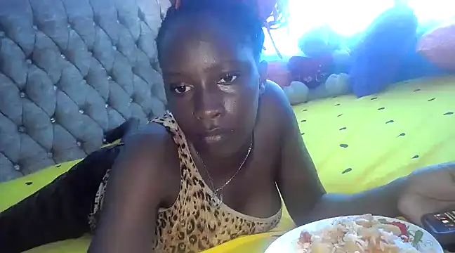 queen-goddess online show from 12.13.24